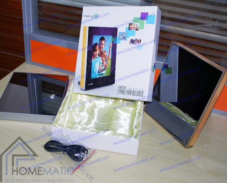 Khung ảnh gương cảm ứng chuyển động MRT-01