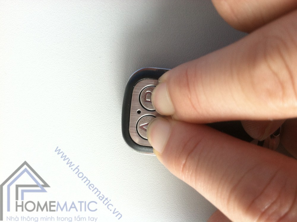 remote dieu khien tu xa kim loai 433Mhz