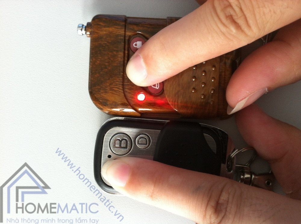 remote dieu khien tu xa kim loai 433Mhz