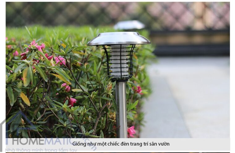 Đèn bắt muỗi ngoài trời sạc pin năng lượng mặt trời