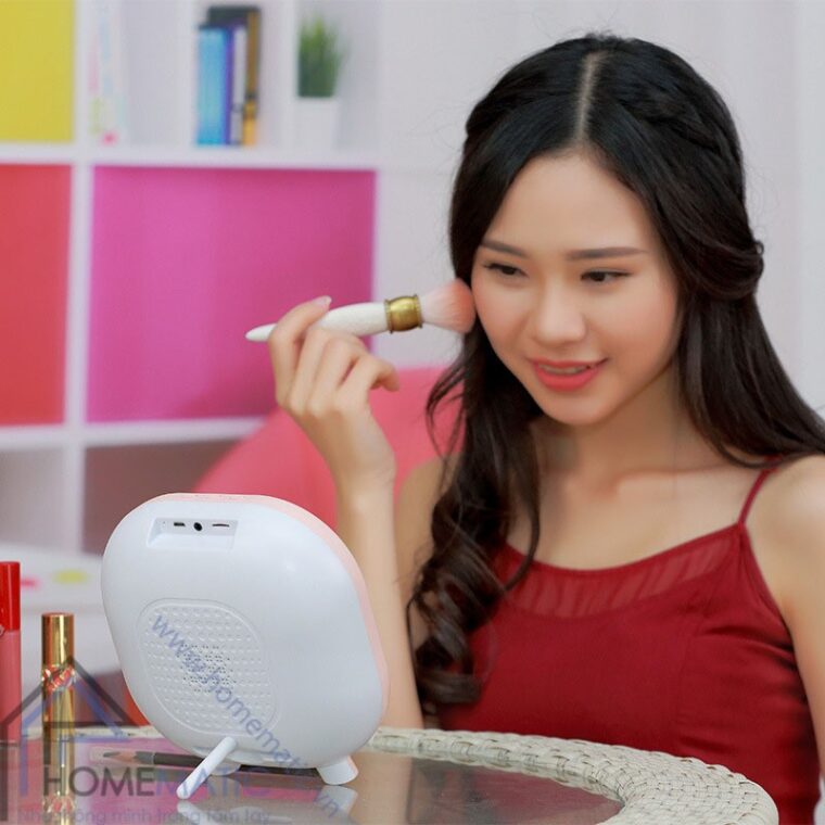 guong + loa YG 02 trang diem