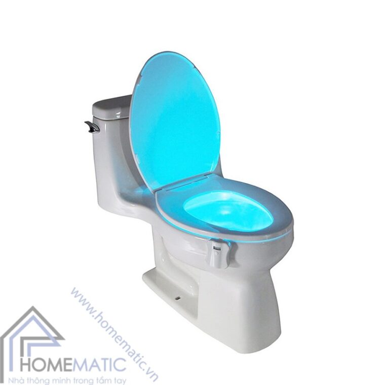 Đèn LED cảm ứng chuyển động, nhiều màu sắc phát sáng bồn cầu LB8 hinh anh thuc te