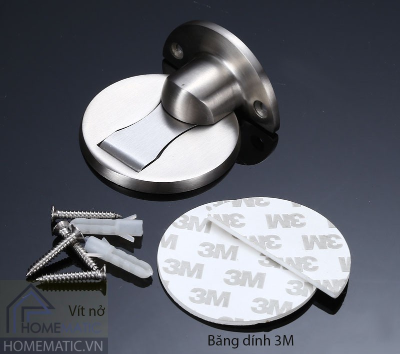 Chan cua nam cham am san