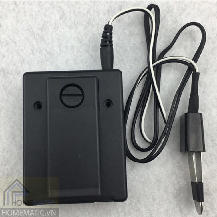 Thiết bị bảo vệ cá nhân chống cướp giật có đèn khẩn cấp BLESI B06B