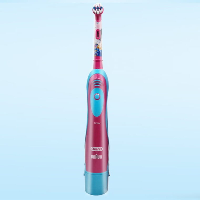 Bàn chải đánh răng điện cho trẻ em Oral-B DB4510K (21)