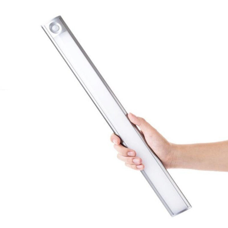 Đèn Led Cho Tủ Quần áo, Tủ Bếp Cảm Biến Vỏ Nhôm Hiện đại Dùng Pin Sạc Hm-al