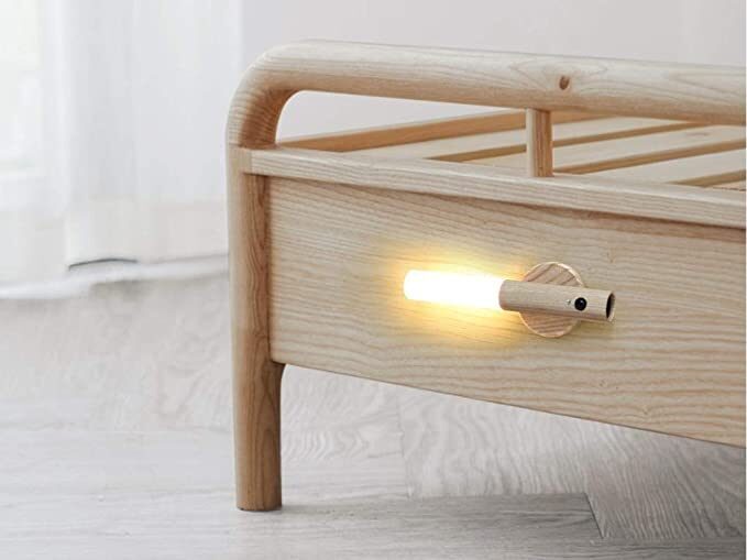 Đèn Led Trang Trí Gắn Tường Cảm Biến Bằng Gỗ Cao Cấp No-hb