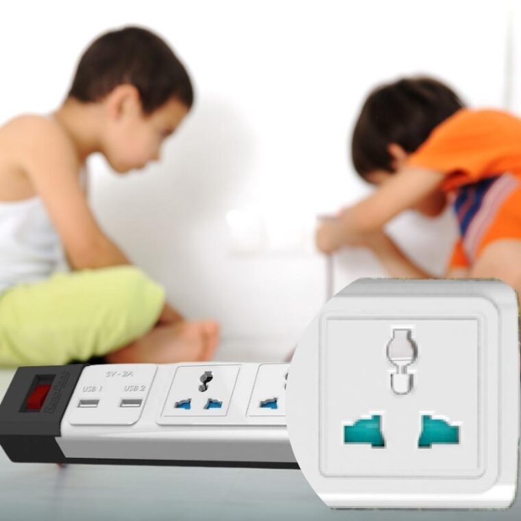 Ổ Cắm điện đa Năng Có Cổng Usb Rạng Đông Chống Sét, Chống Quá Tải Oc02.usb