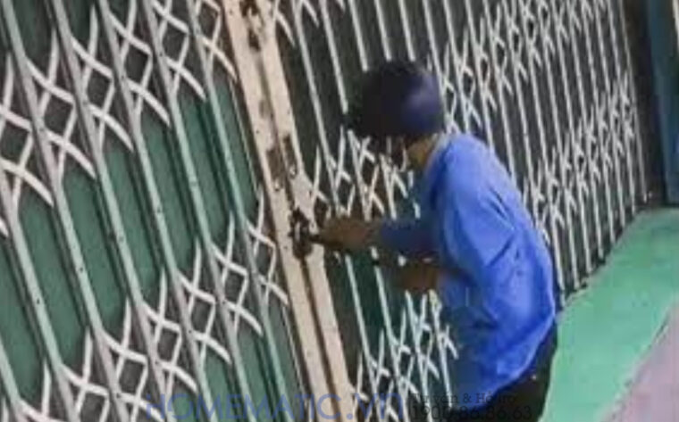 Khóa chống trộm tự kêu khi trộm động vào Khóa chống trộm tự kêu khi trộm động vào